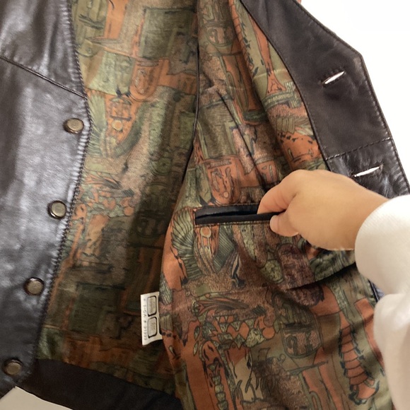 Vintage Leather Vest Mens 36 Brown Button Up Waistcoat Western Olde Hide House - Picture 11 of 15